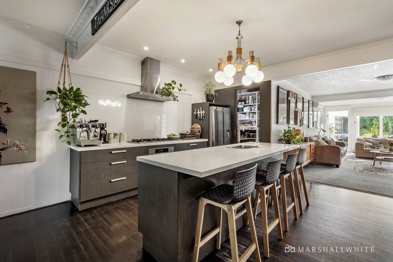75 Hilton Street, Mount Waverley - Thumbnail 4