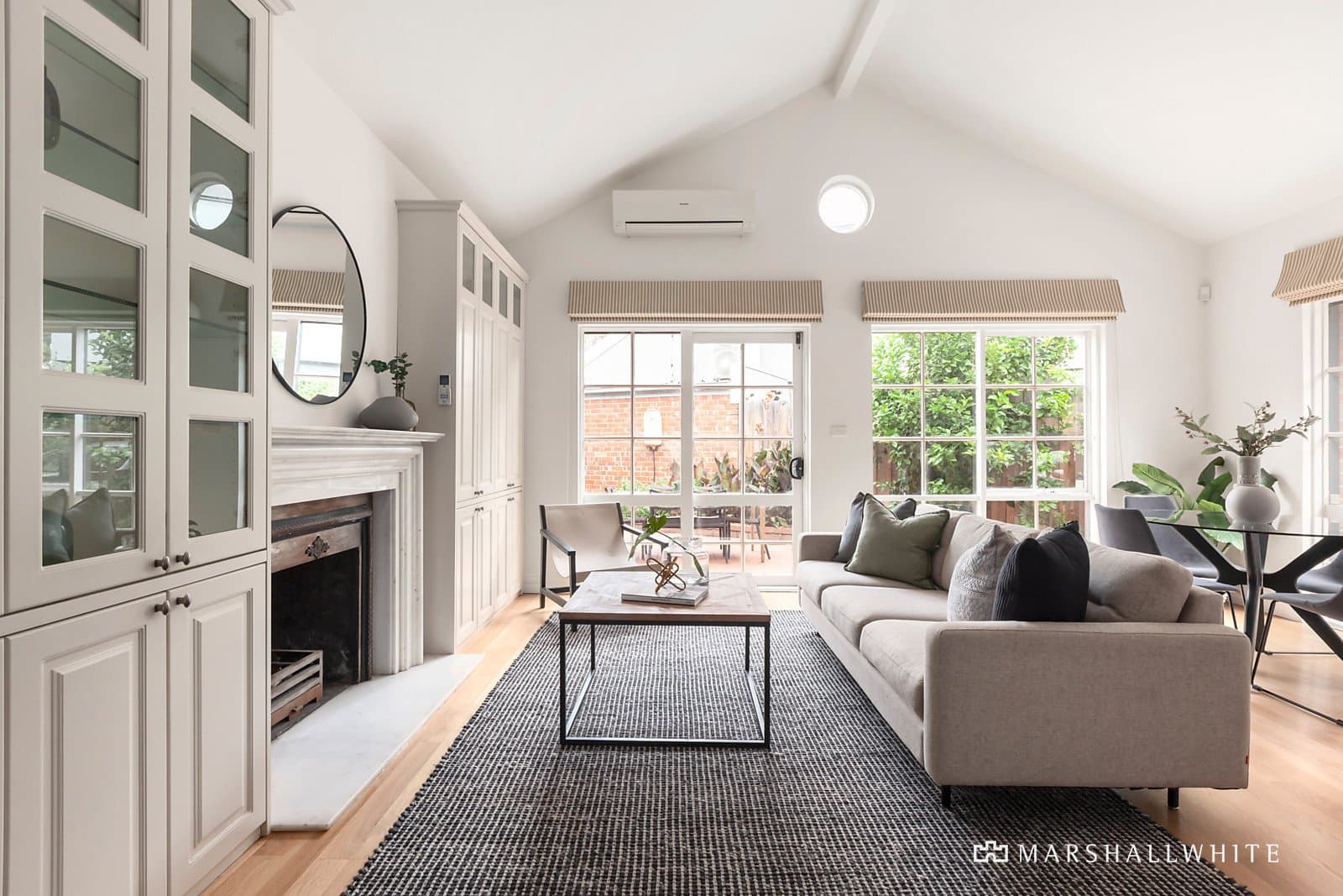 378 Howe Parade, Port Melbourne - Thumbnail 2