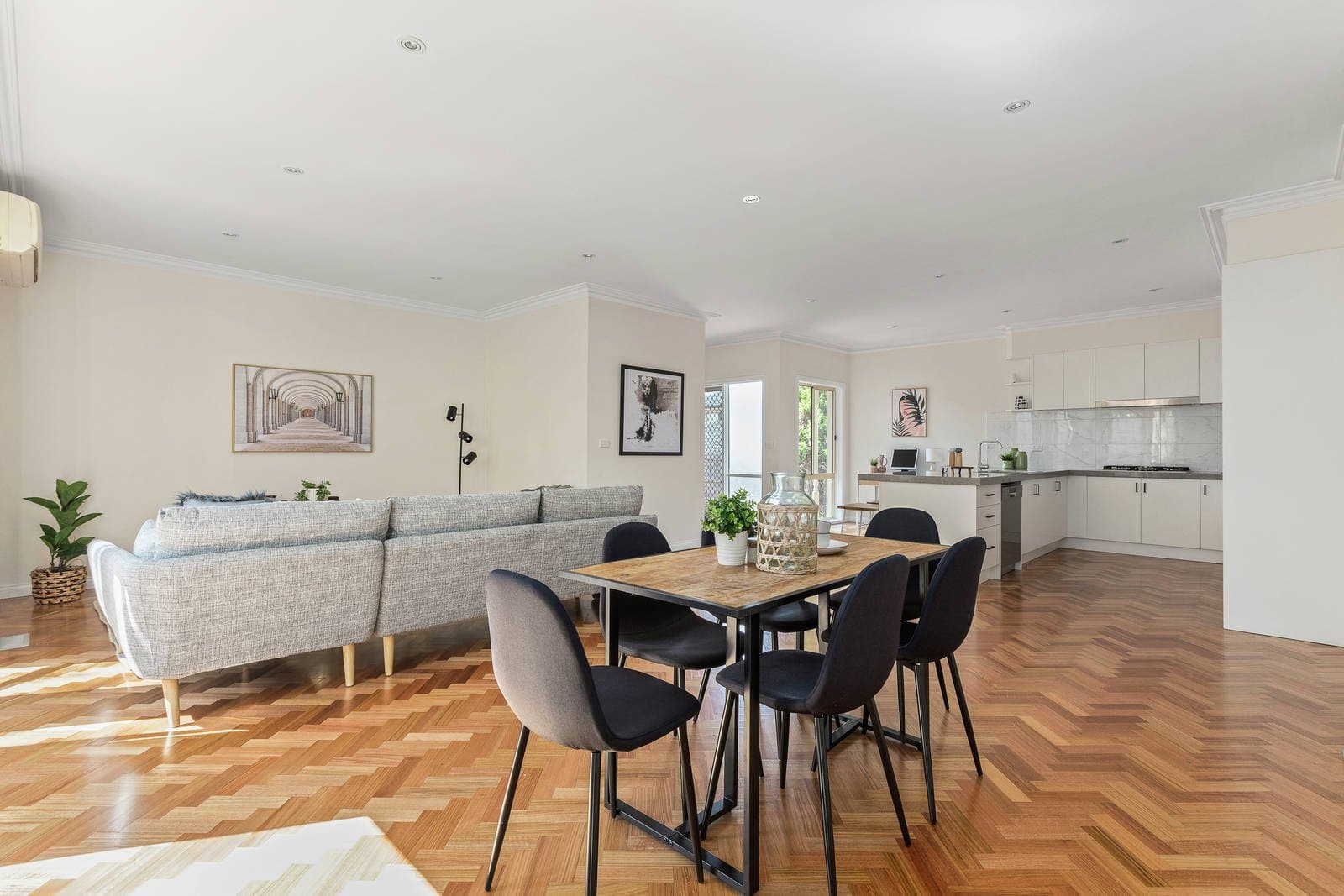 3/19 Moody Street, Balwyn North - Thumbnail 2