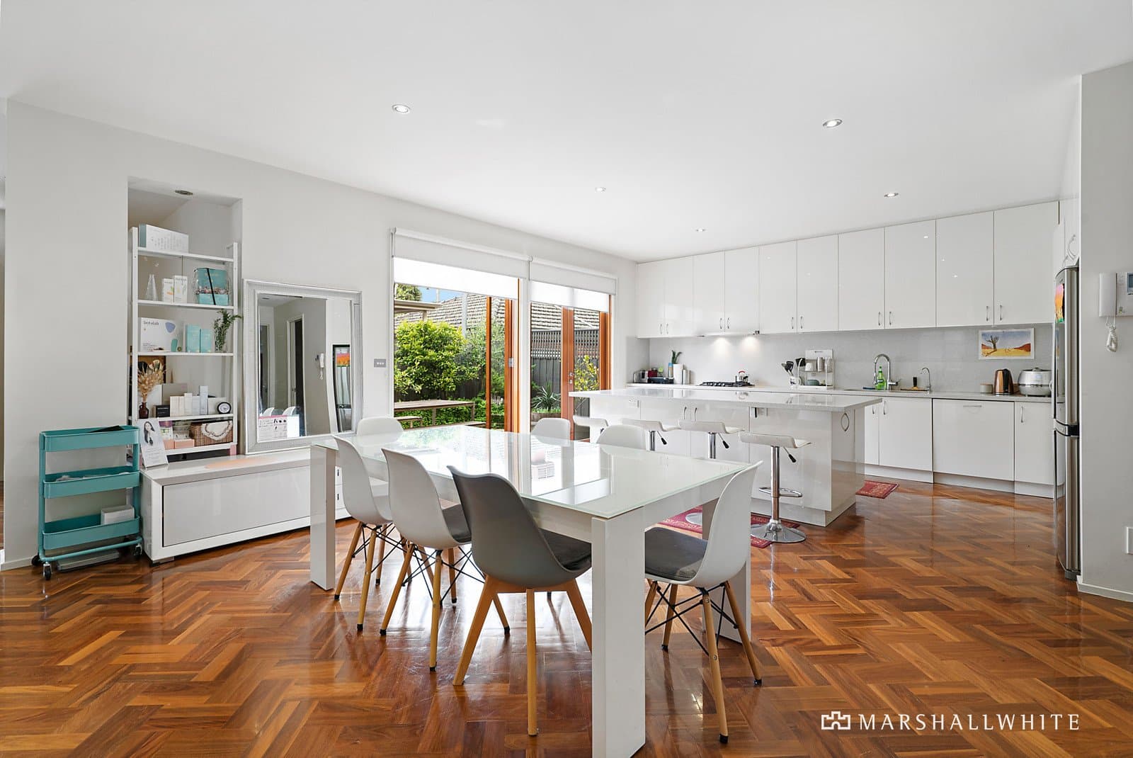 2/97 Strabane Avenue, Balwyn - Thumbnail 4