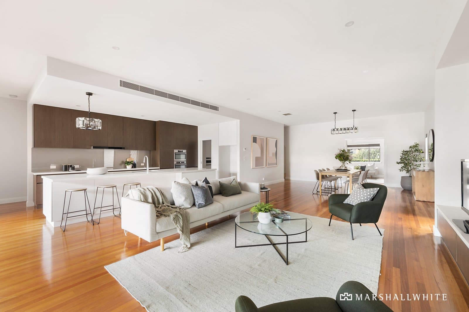 27 Inverness Way, Balwyn North - Thumbnail 3