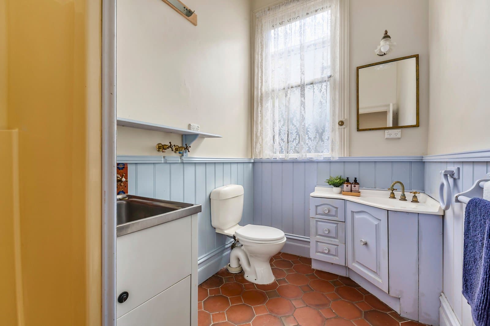 15 Carnarvon Street, Hawthorn East - Thumbnail 4