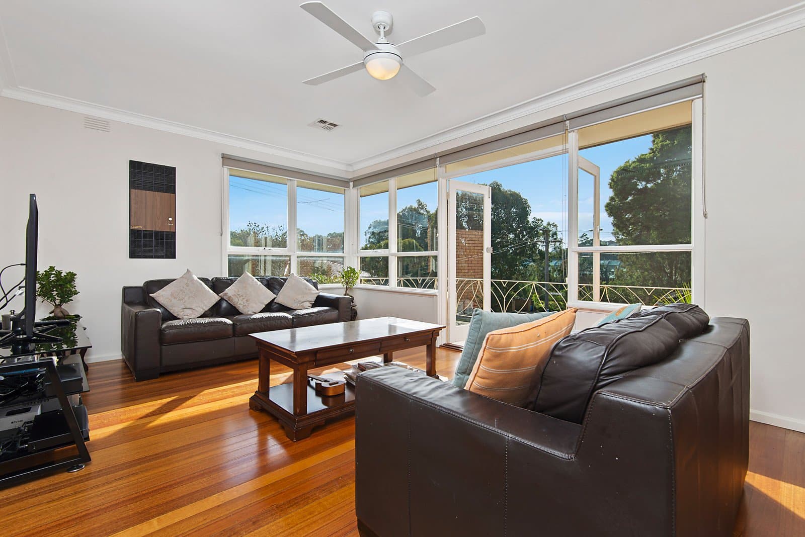 19 Jocelyn Avenue, Balwyn North - Thumbnail 2