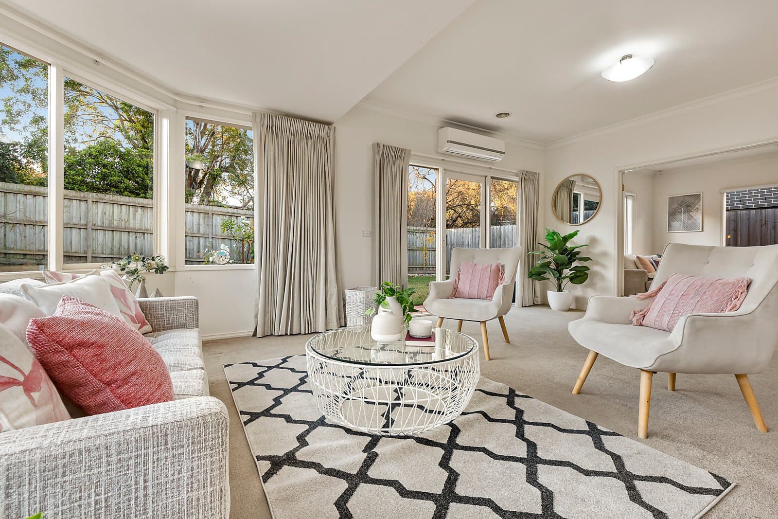 55 Alamein Avenue, Ashburton - Thumbnail 2