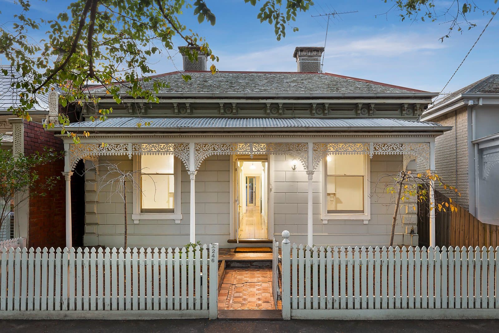 246 Bridport Street West, Albert Park - Image 1
