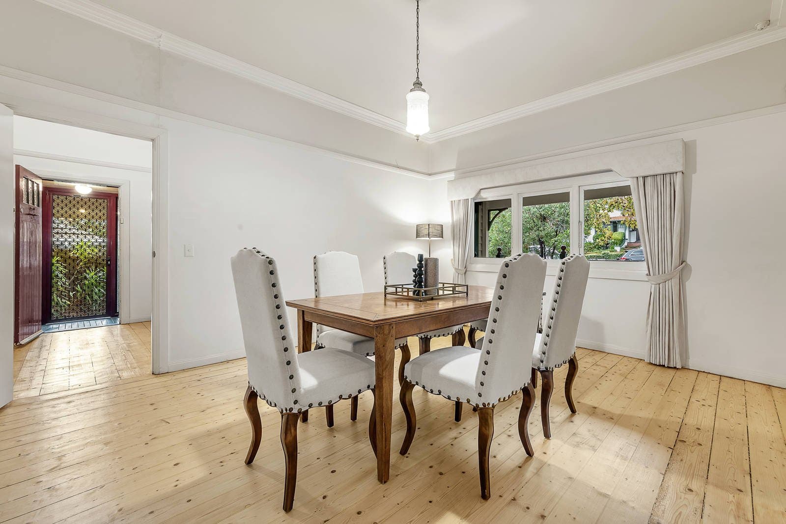 9 Alexandra Crescent, Surrey Hills - Thumbnail 3