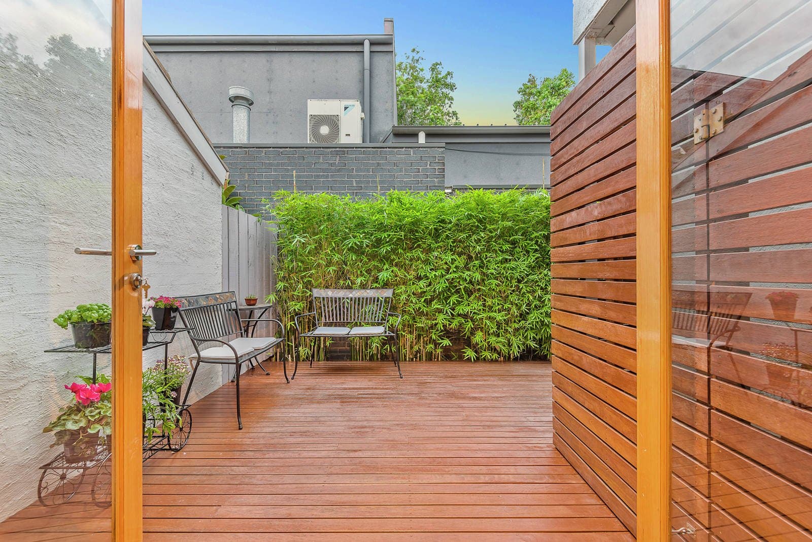 2/16 Liddiard Street, Hawthorn - Thumbnail 5