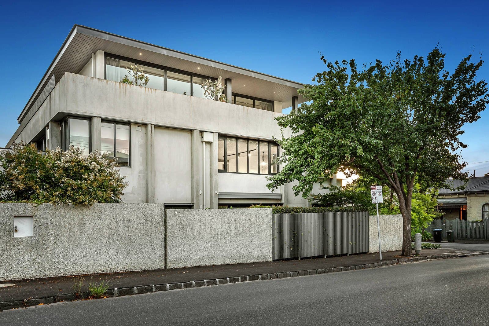 3/6 Brookville Road, Toorak - Thumbnail 5
