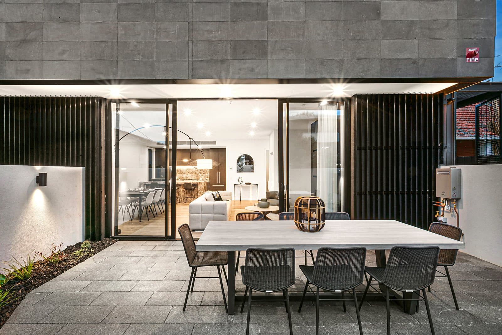 1/6 Alfriston Street, Elwood - Thumbnail 2