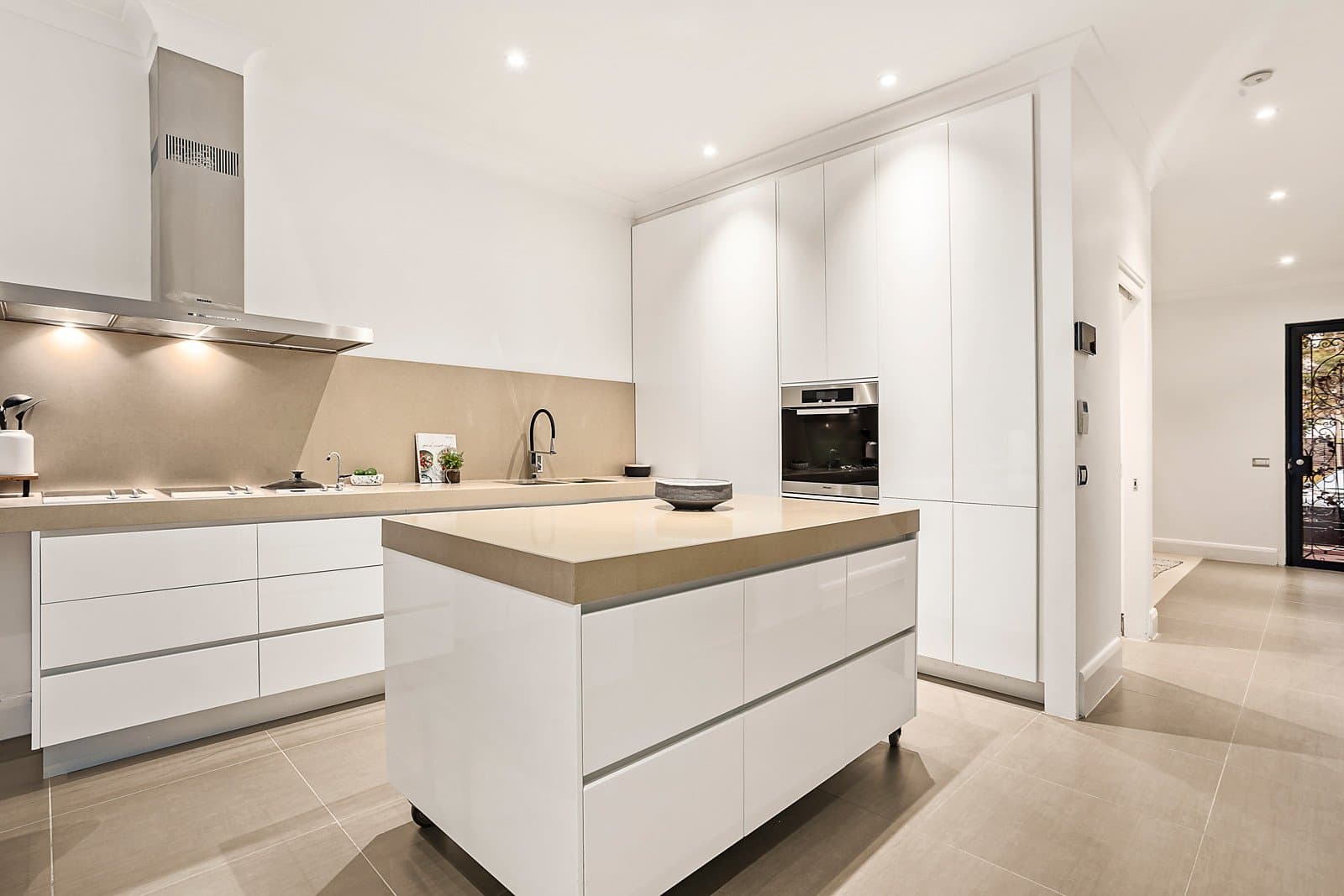 19 Rouse Street, Port Melbourne - Thumbnail 3