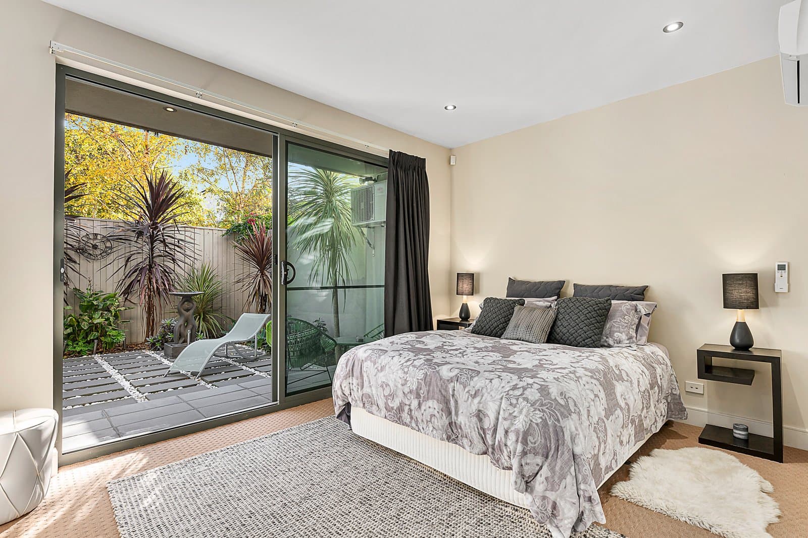 6 Birch Square, Richmond - Thumbnail 5