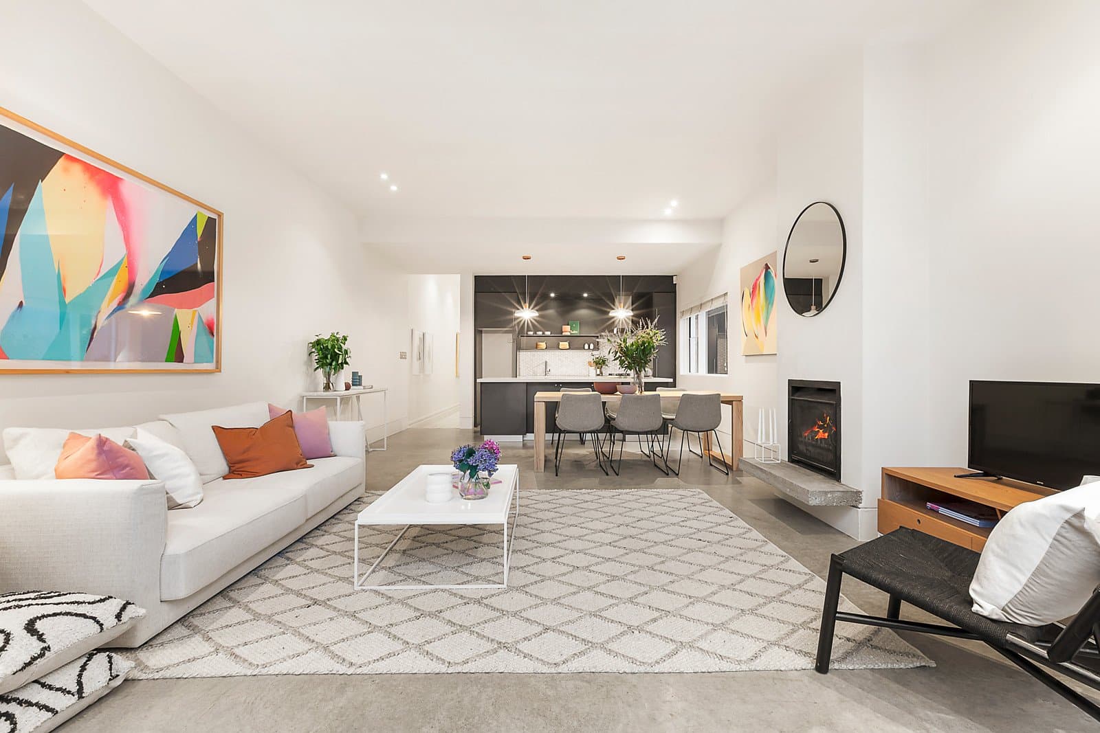 48 Lewisham Road, Windsor - Thumbnail 2