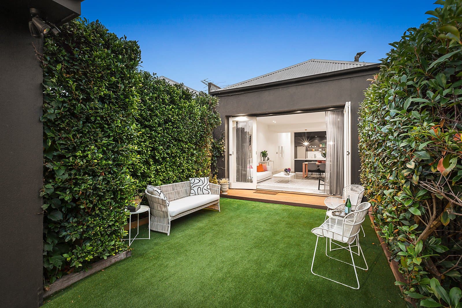 48 Lewisham Road, Windsor - Thumbnail 4