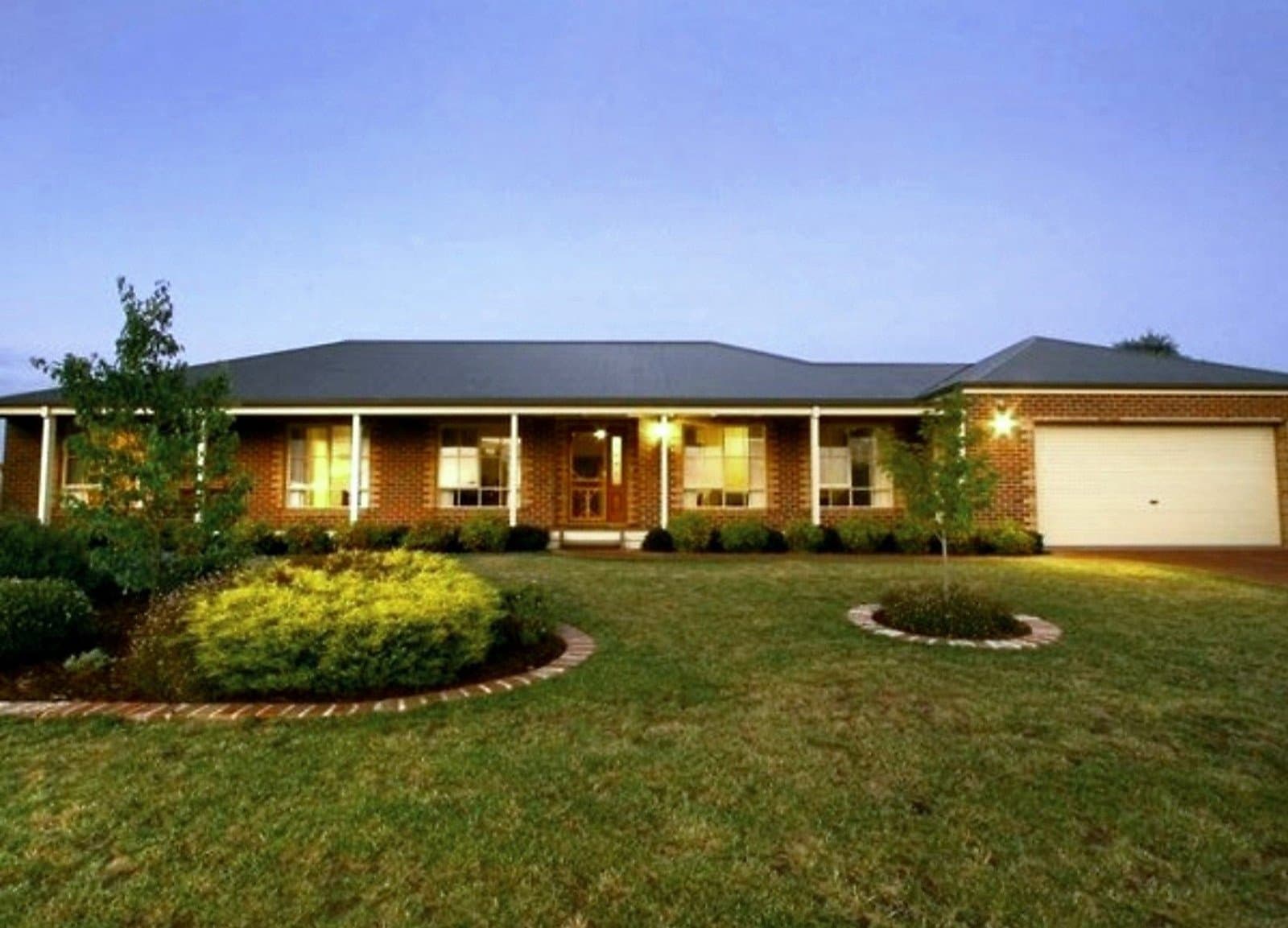 5 Chateaux Close, Mount Martha - Image 1