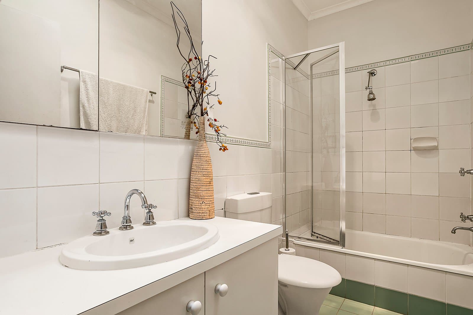 81 Kenmare Street, Mont Albert North - Thumbnail 8
