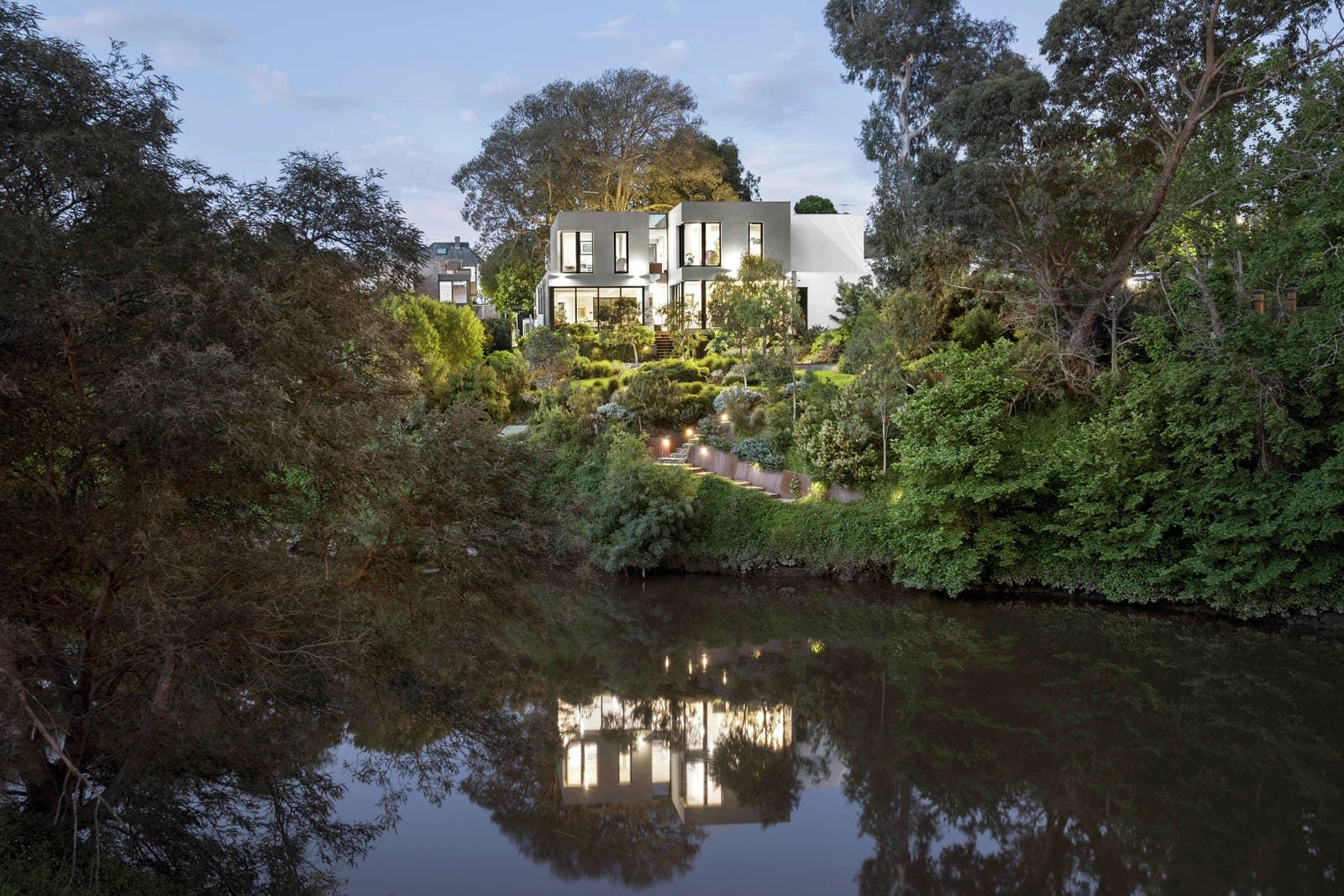 4A Glan Avon Road, Hawthorn - Image 1