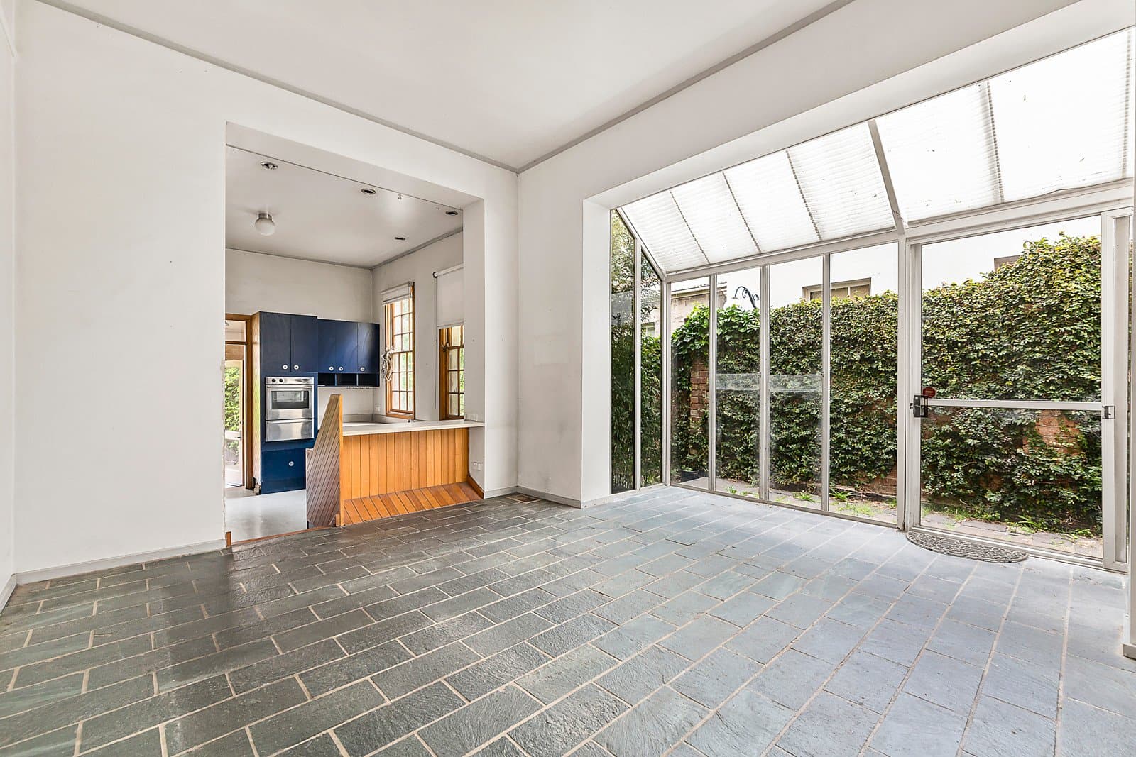 207 George Street, East Melbourne - Thumbnail 7