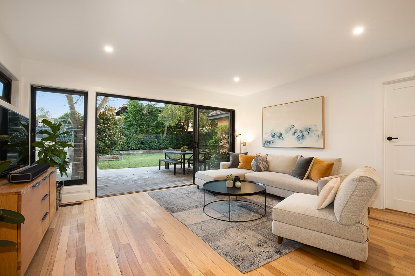310 Belmore Road, Balwyn - Thumbnail 2