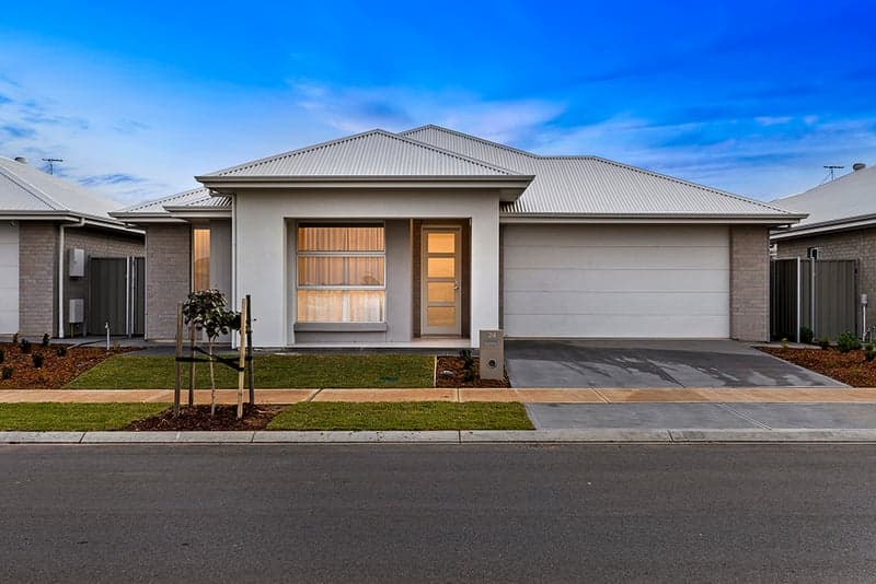 13 Bonney Loop, Riverlea Park - Image 1