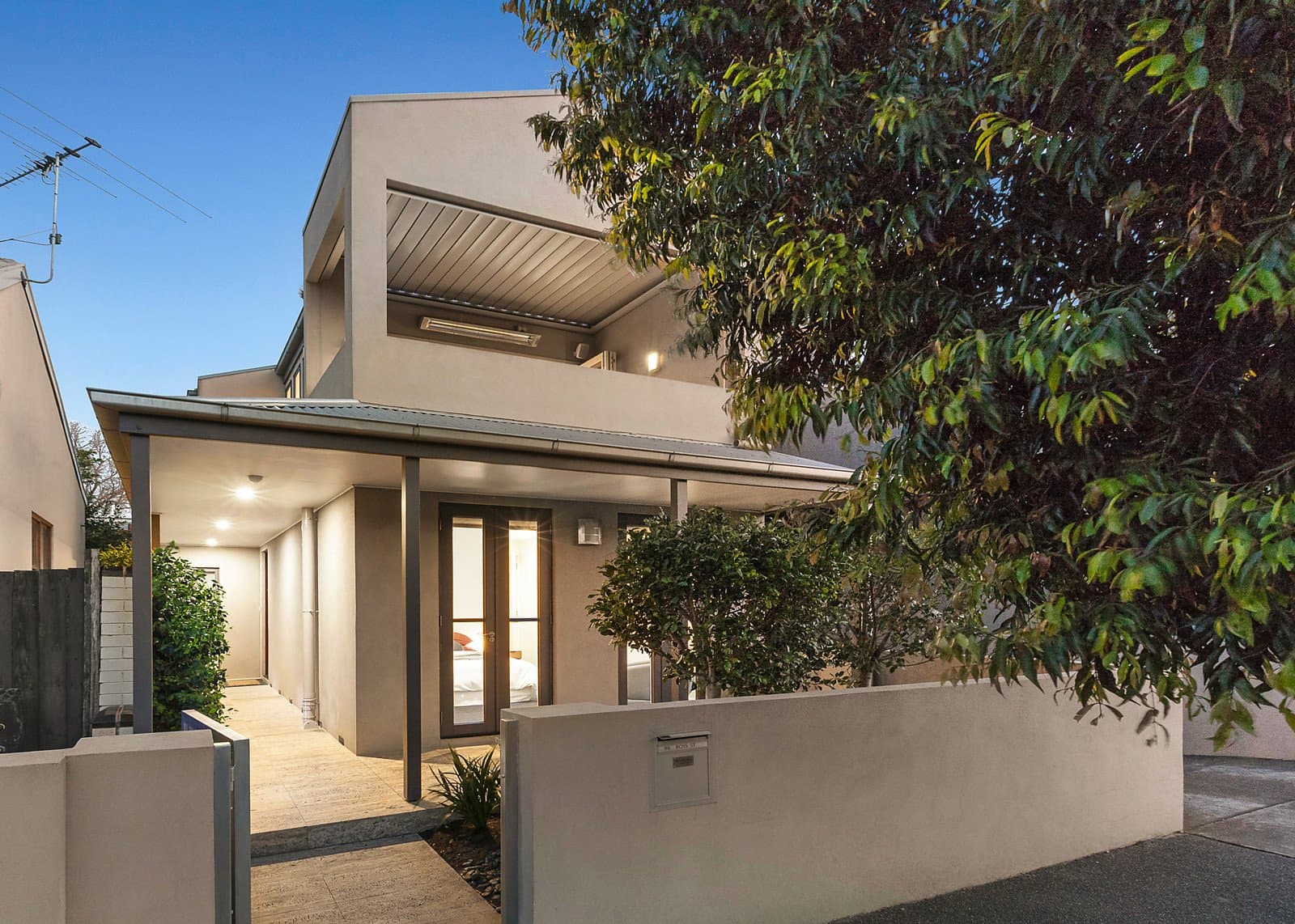 96 Ross Street, Port Melbourne - Image 1