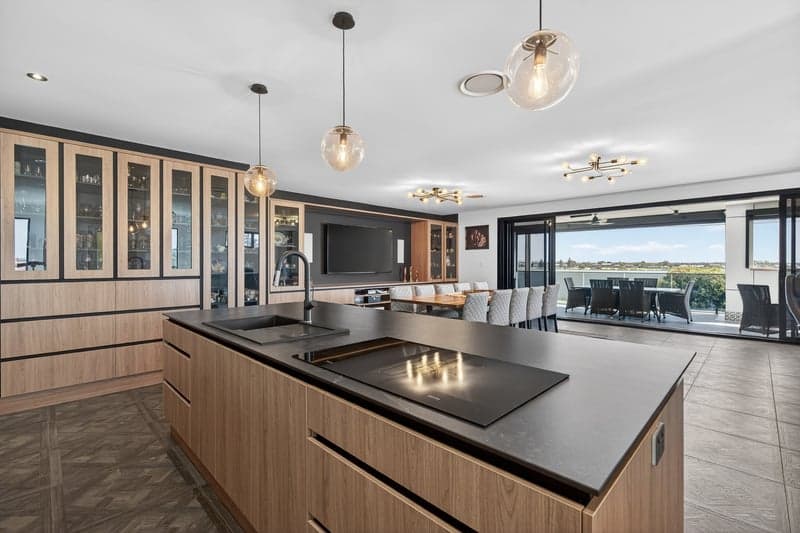 45 Captain Sturt Parade, Hindmarsh Island - Thumbnail 4