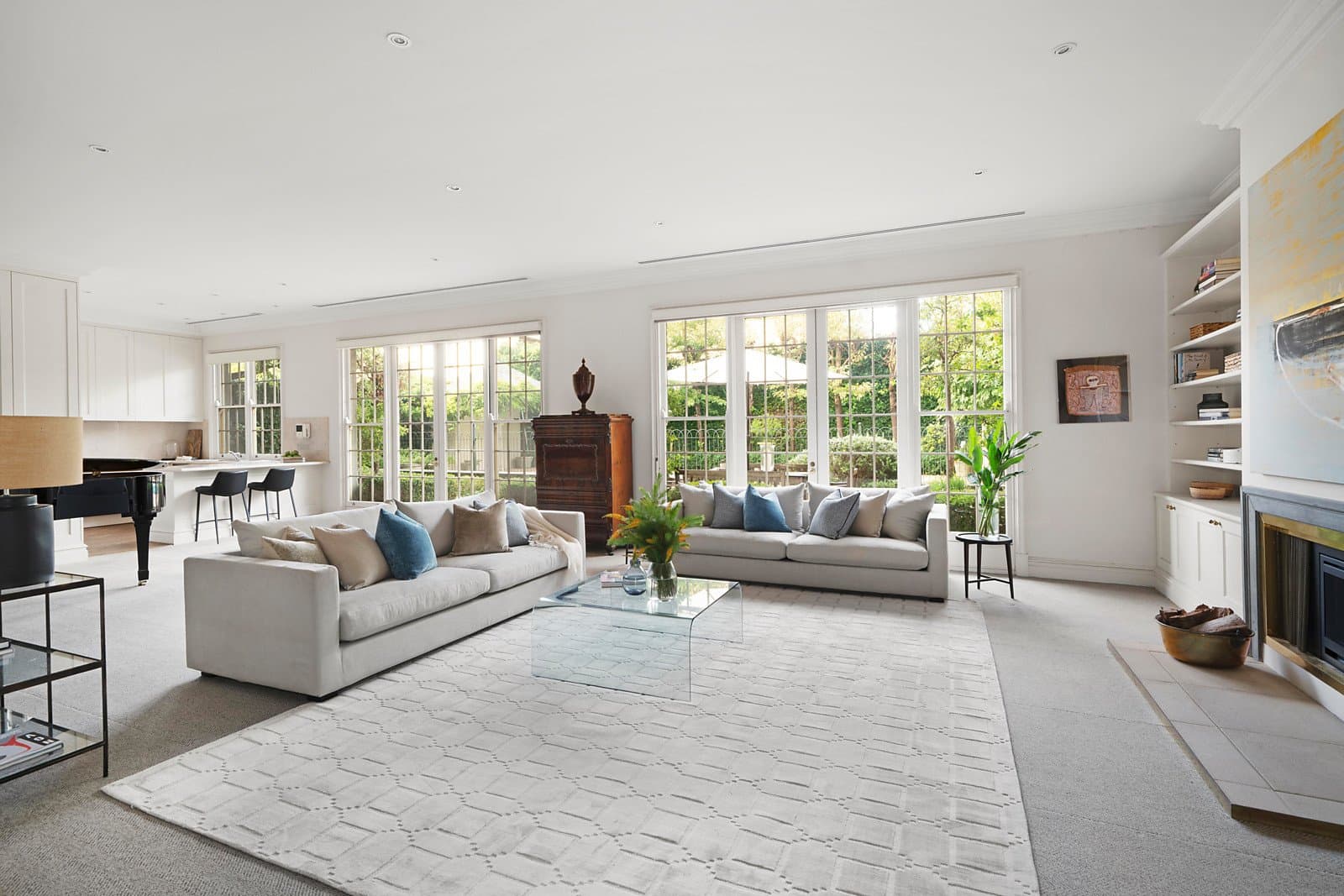 Residence 1, 3 Huntingfield Road, Toorak - Thumbnail 3