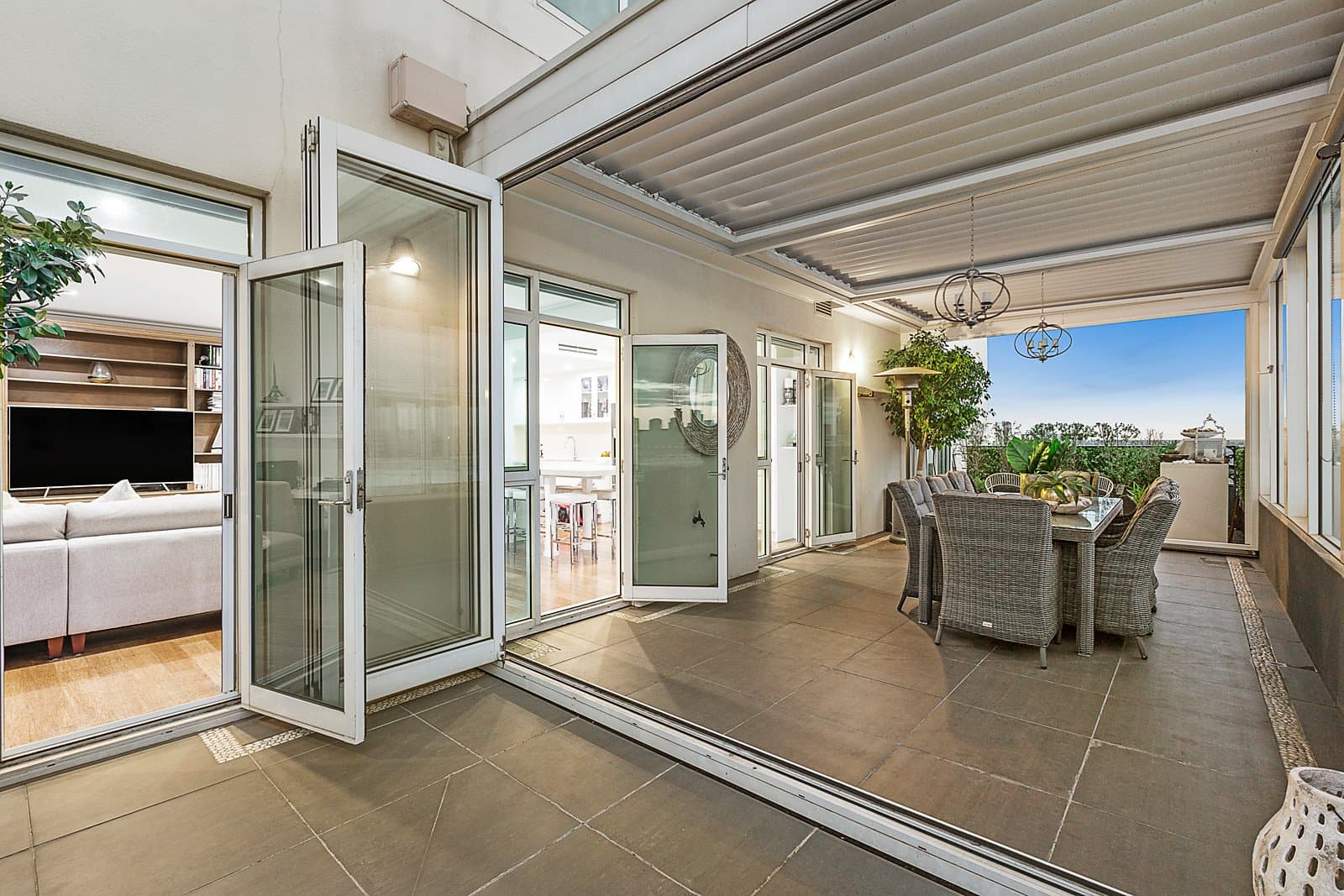 120/1 Graham Street, Port Melbourne - Thumbnail 7