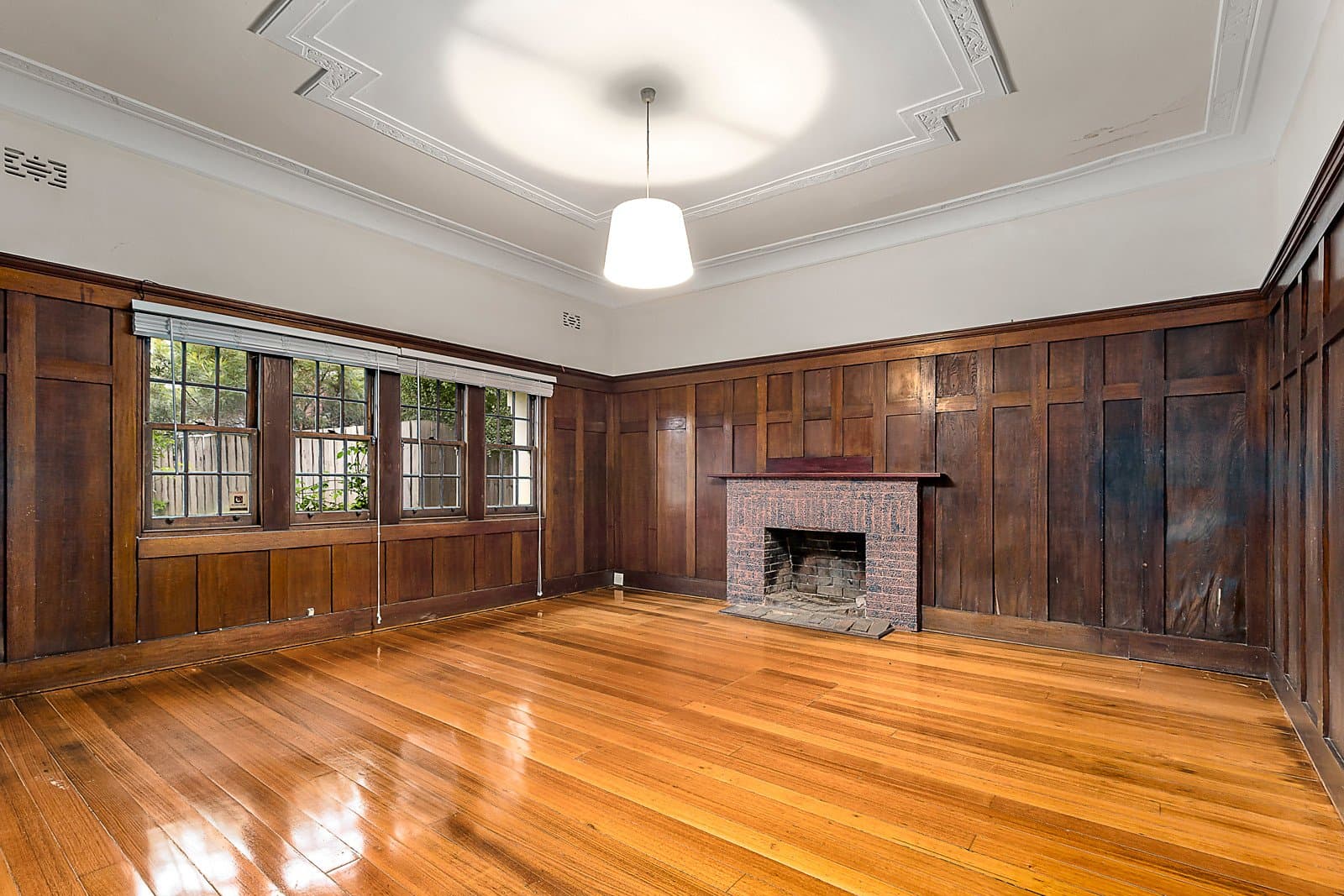 32 Riddell Parade, Elsternwick - Thumbnail 3