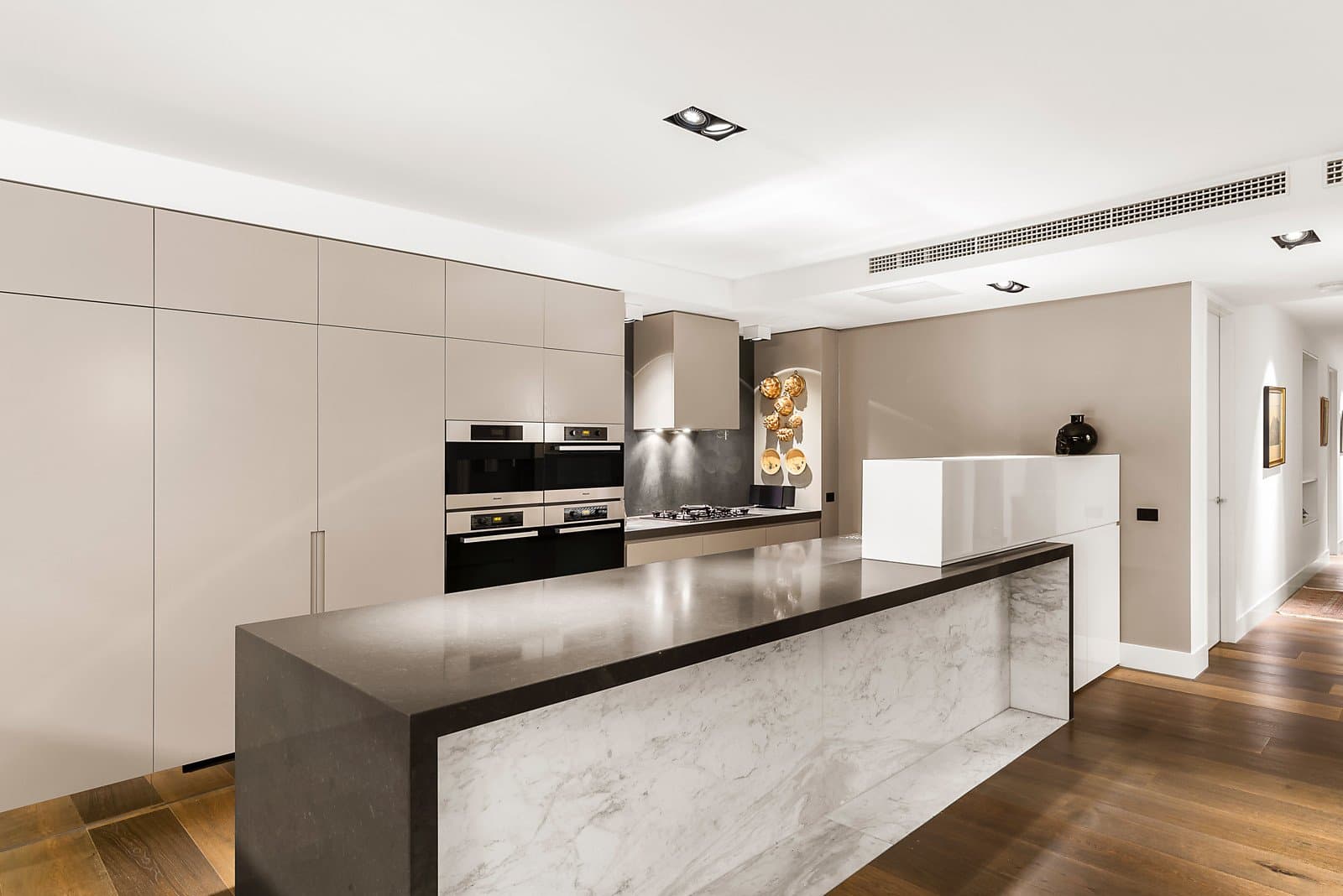 301/144 Jolimont Road, East Melbourne - Thumbnail 4