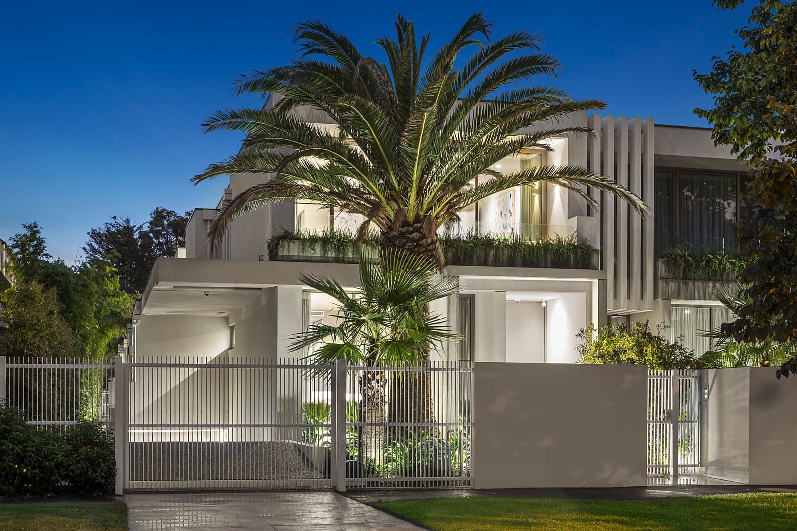 12B North Road, Brighton - Image 1