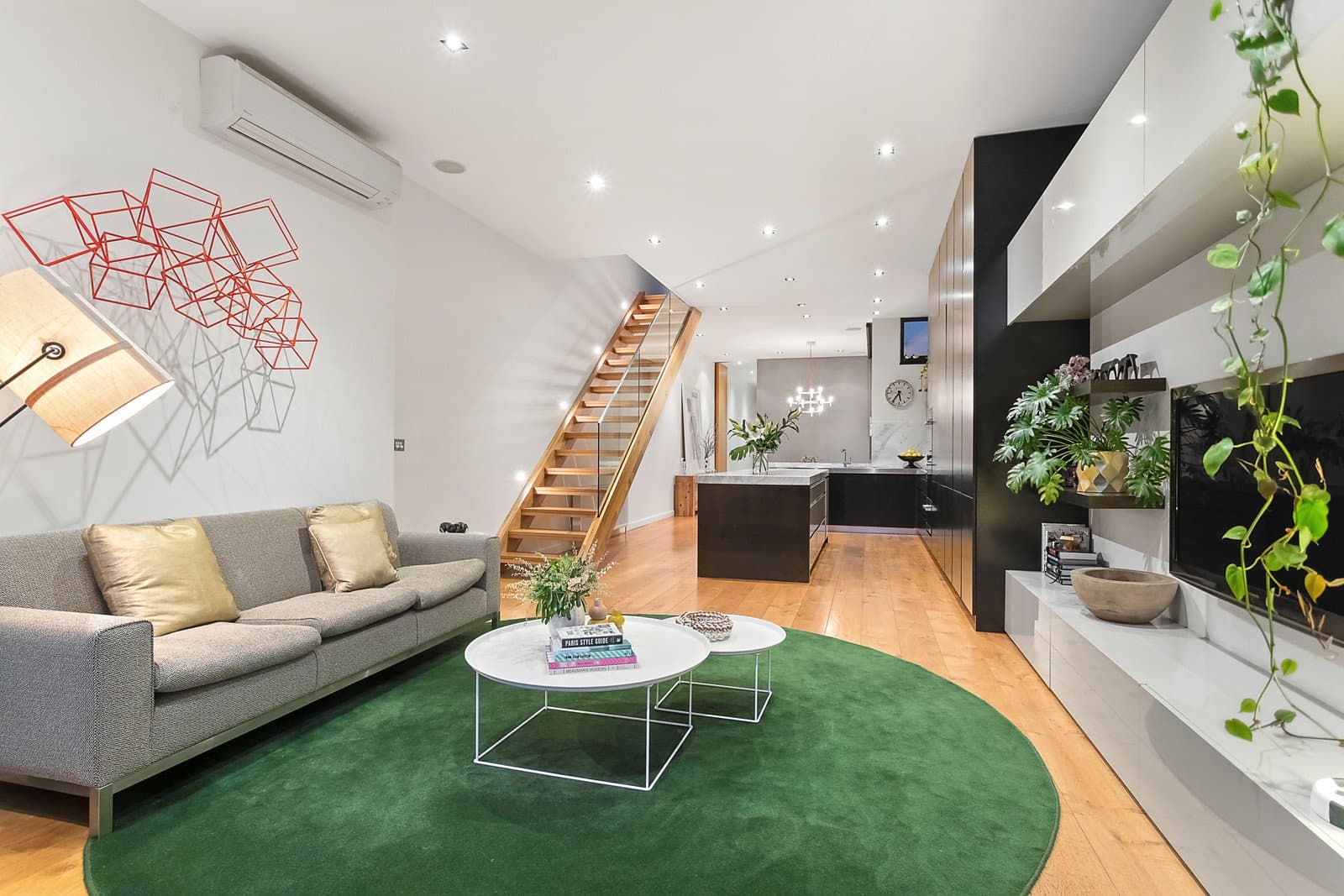 322 Danks Street, Middle Park - Thumbnail 3