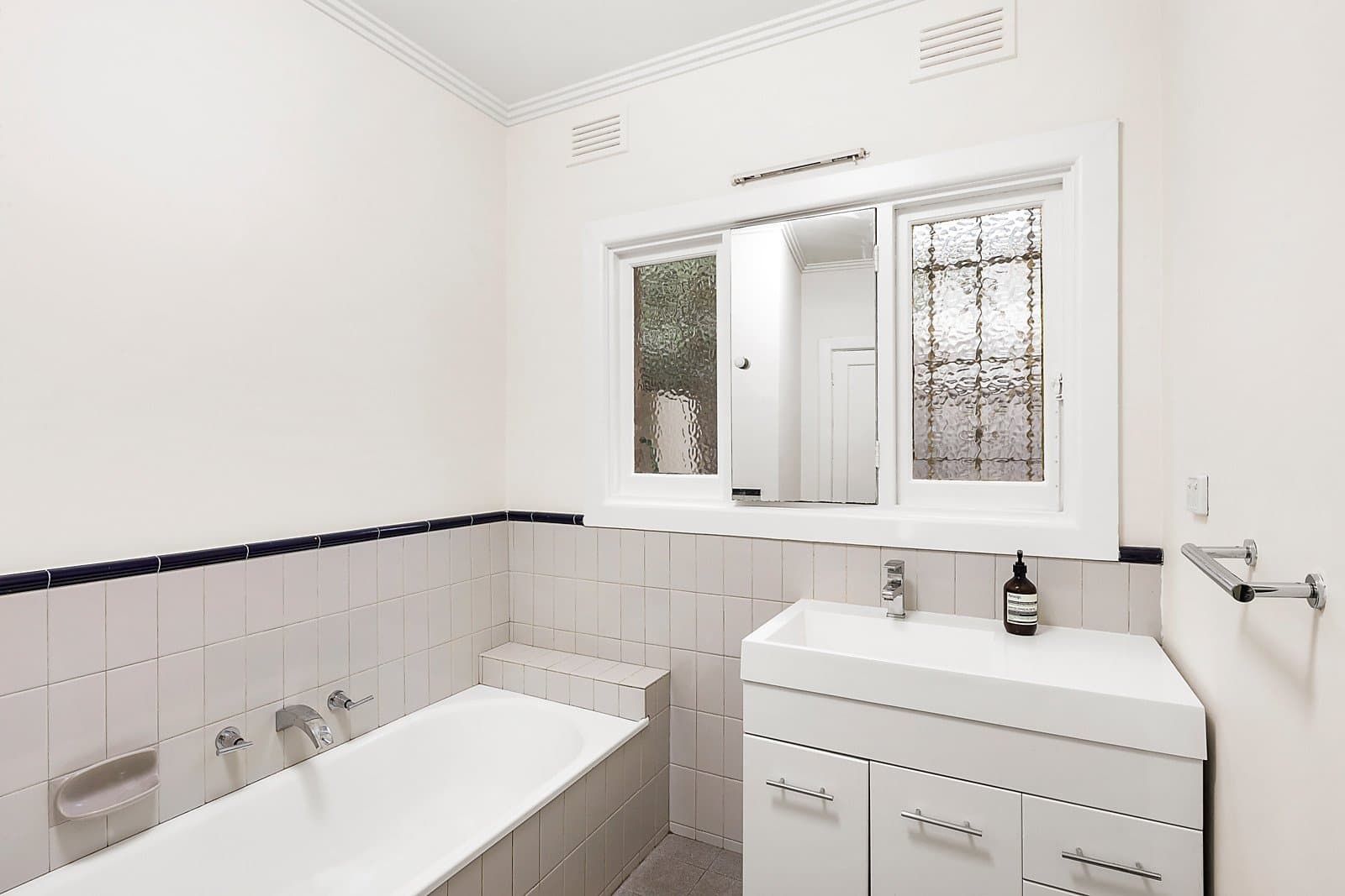 11 Keystone Crescent, Kew East - Thumbnail 7
