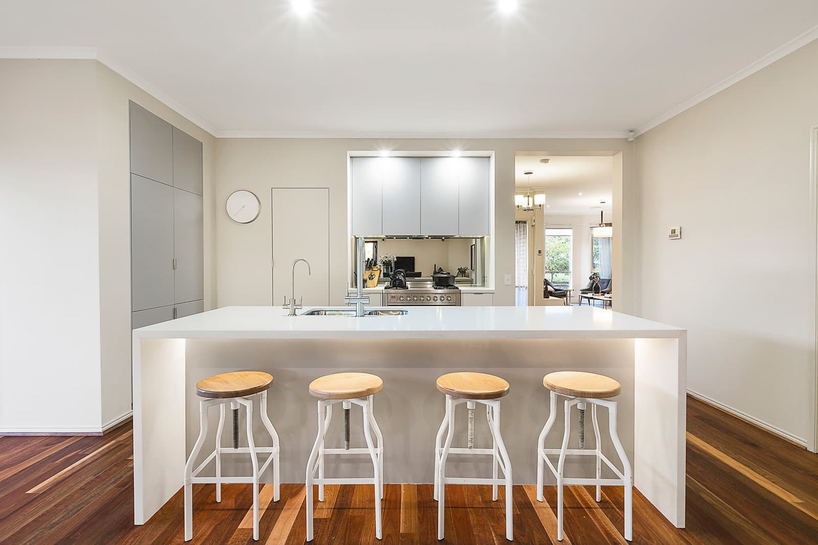 2 Barnard Grove, Kew - Thumbnail 3