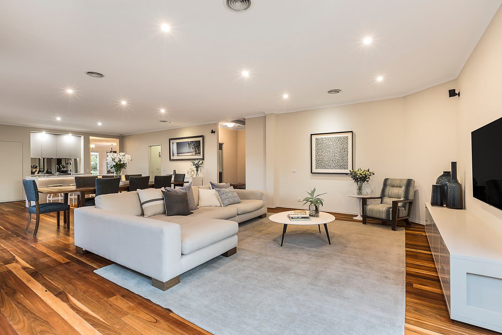 2 Barnard Grove, Kew - Thumbnail 4