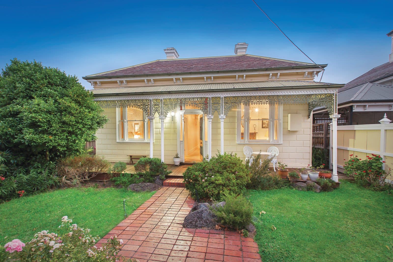 34 Stirling Street, Kew - Image 1