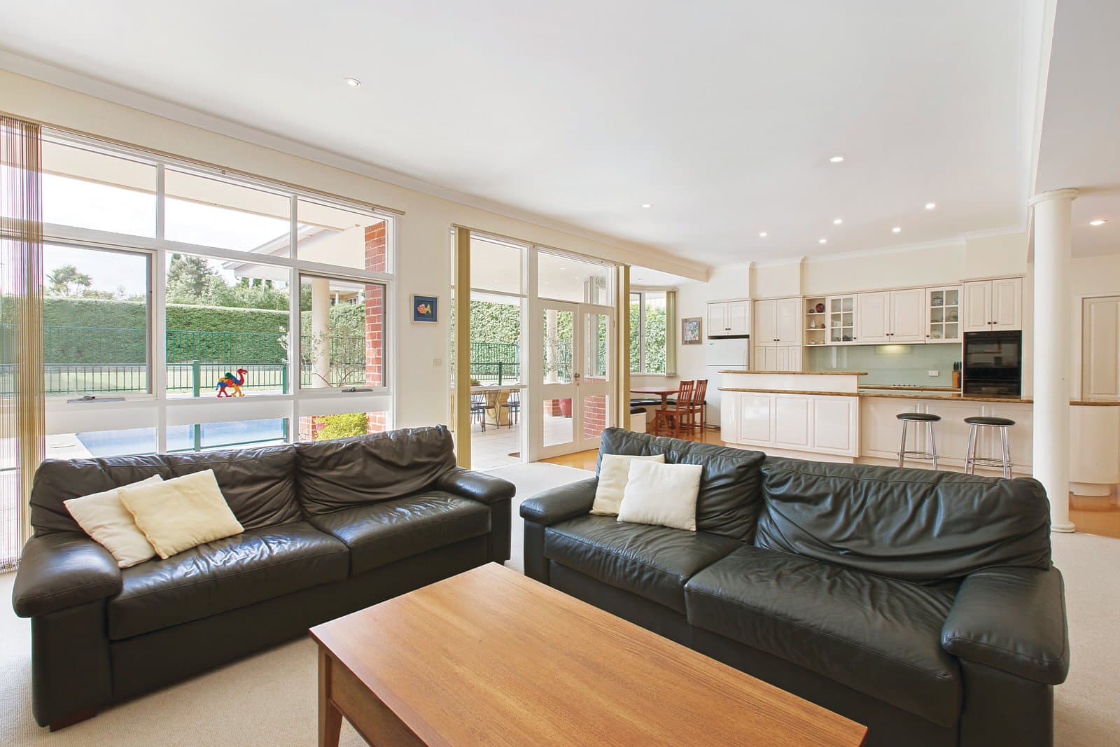 15 Yarrbat Avenue, Balwyn - Thumbnail 5