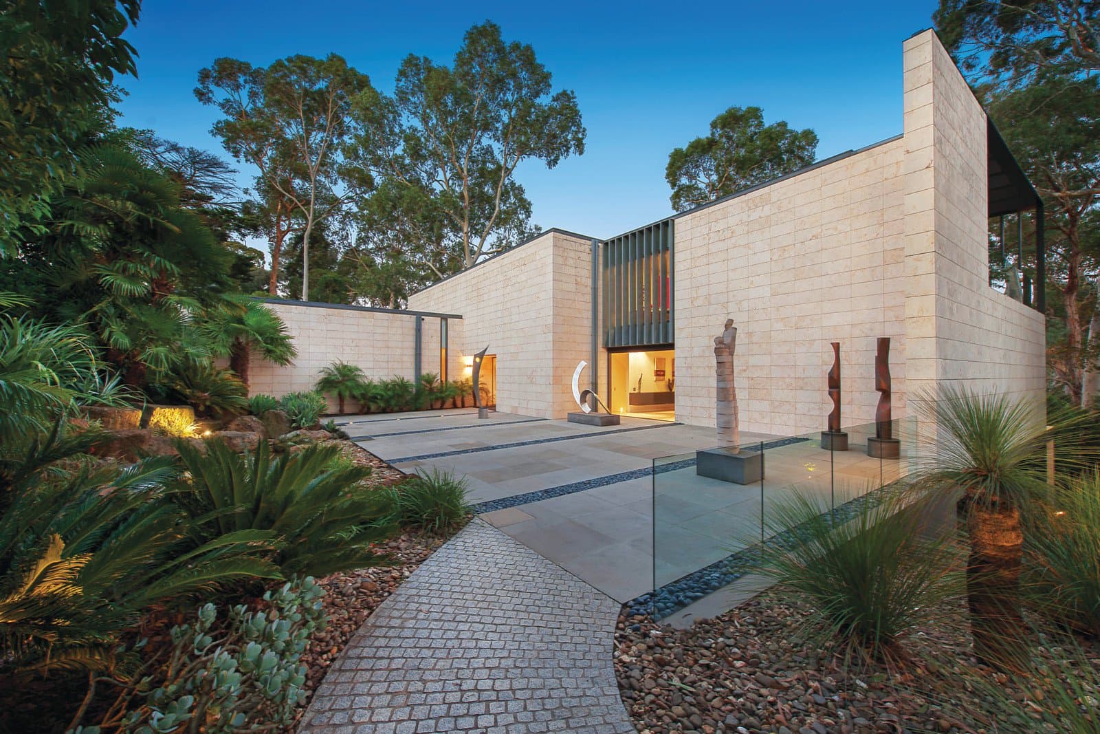 1 Nyorie Court, Ivanhoe - Image 1