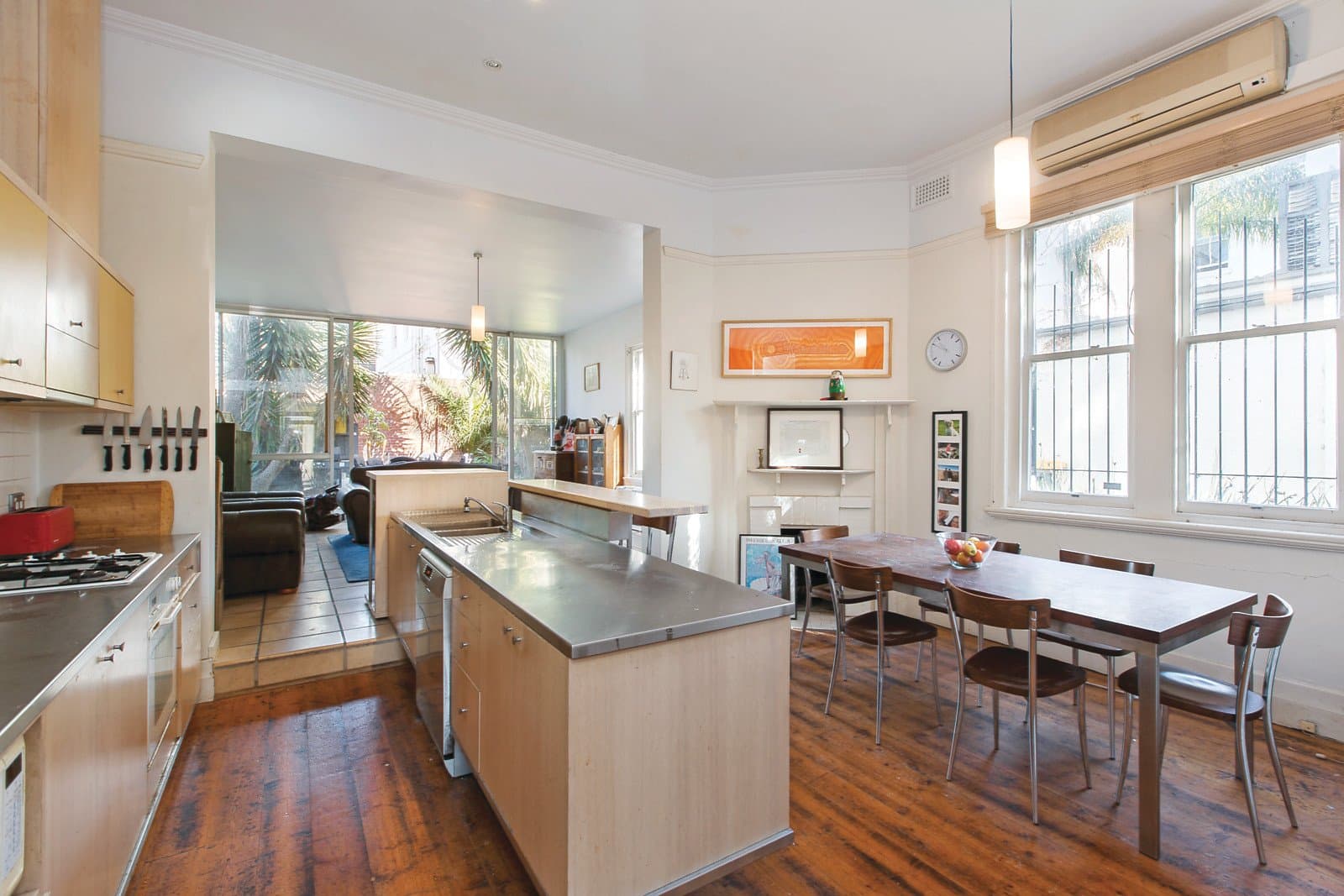 57 Acland Street, St Kilda - Thumbnail 2