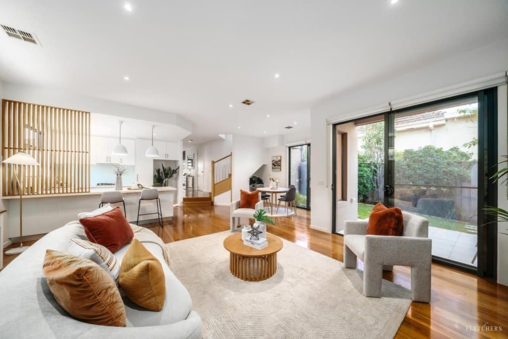1/94 Parer Street, Burwood - Thumbnail 2