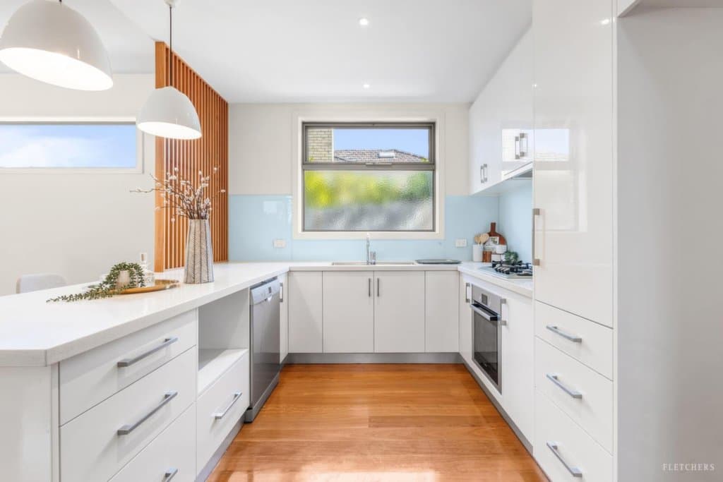 1/94 Parer Street, Burwood - Thumbnail 4