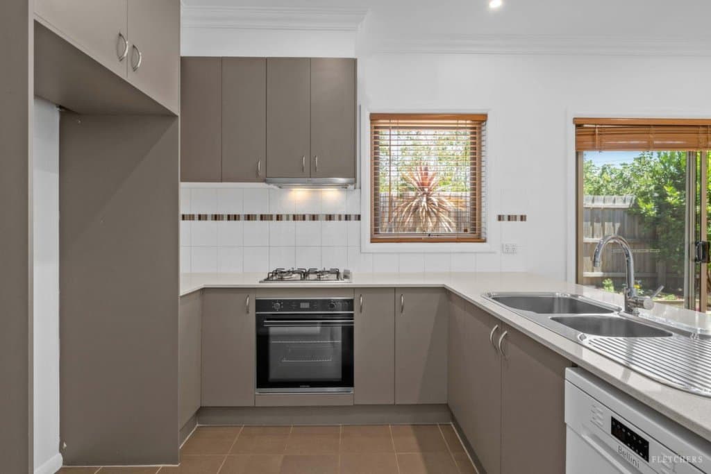 4/23-25 Epstein Street, Reservoir - Thumbnail 4