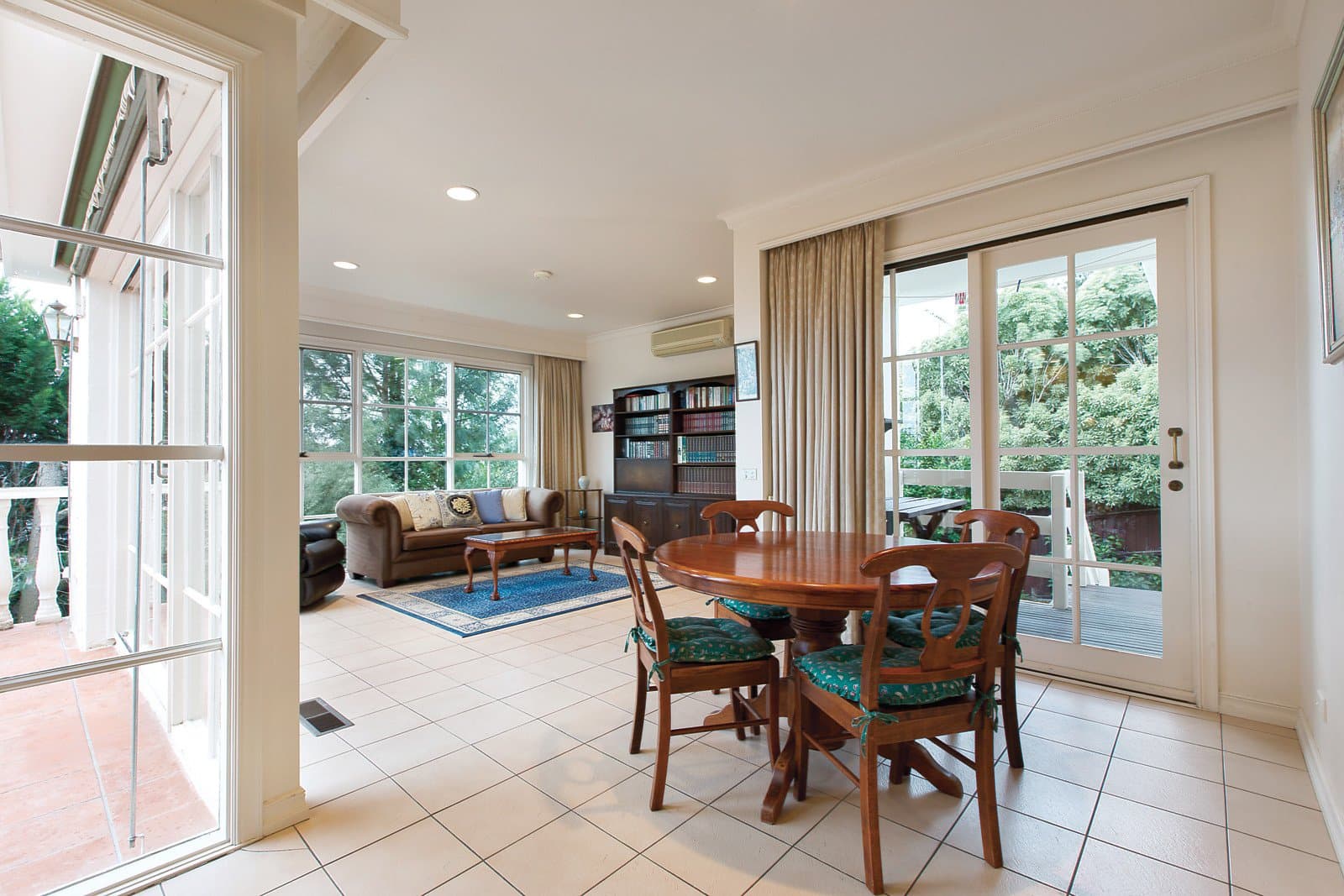 51 Yarrbat Avenue, Balwyn - Thumbnail 3