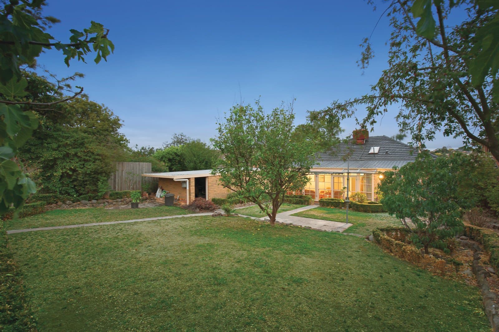 85 Yerrin Street, Balwyn - Thumbnail 2