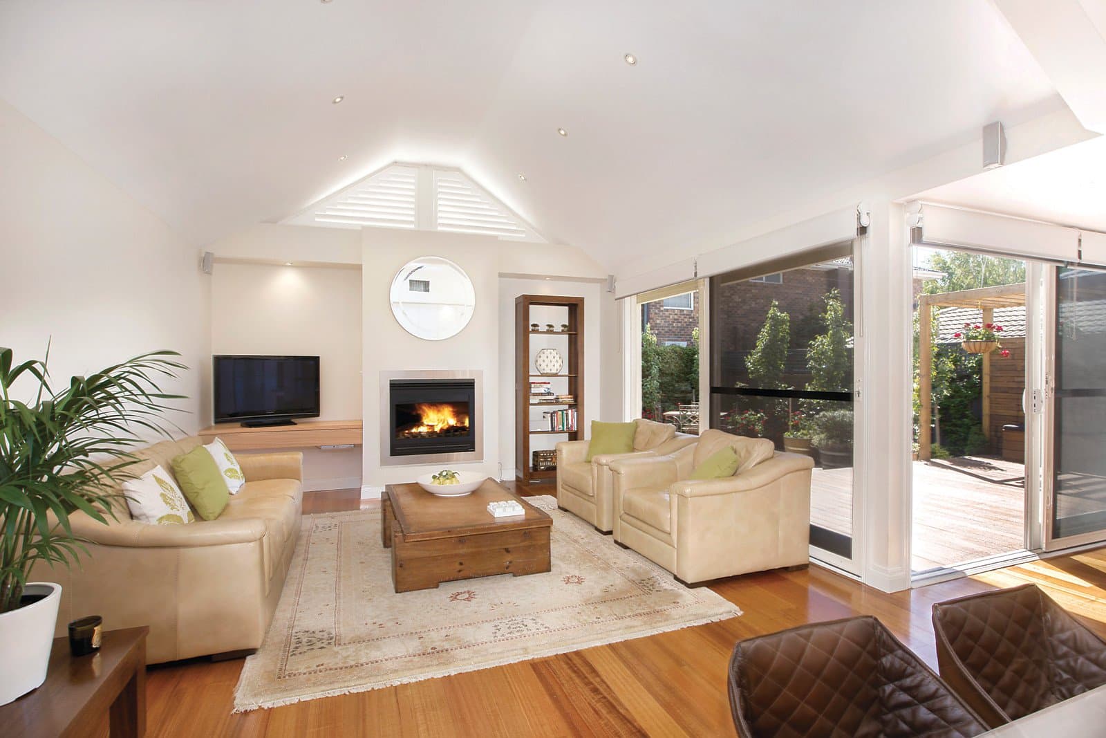 129 Cochrane Street, Brighton - Thumbnail 2