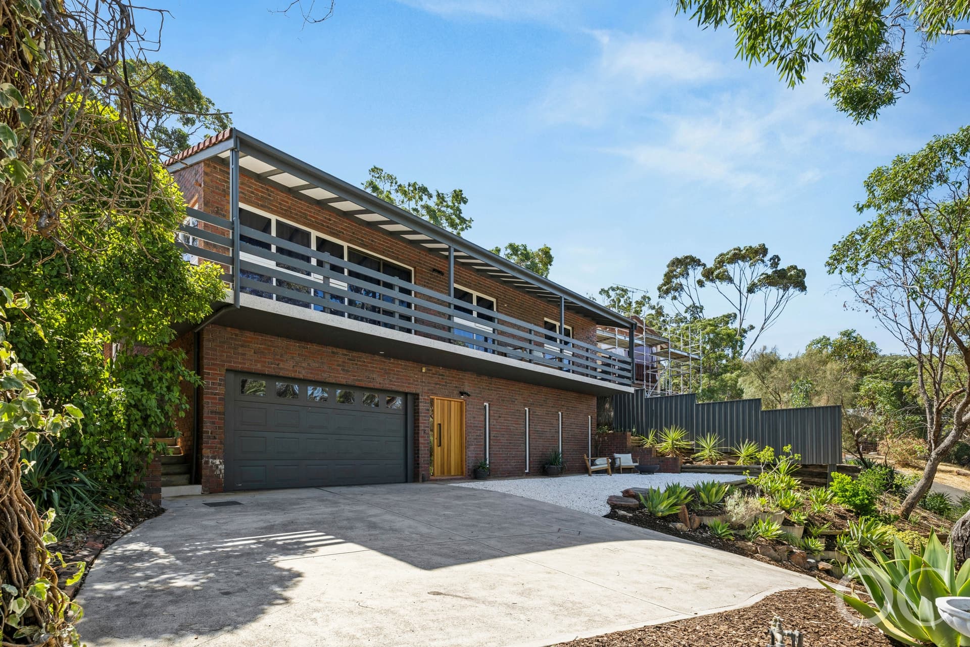 2A Gamma Crescent, Panorama - Image 1