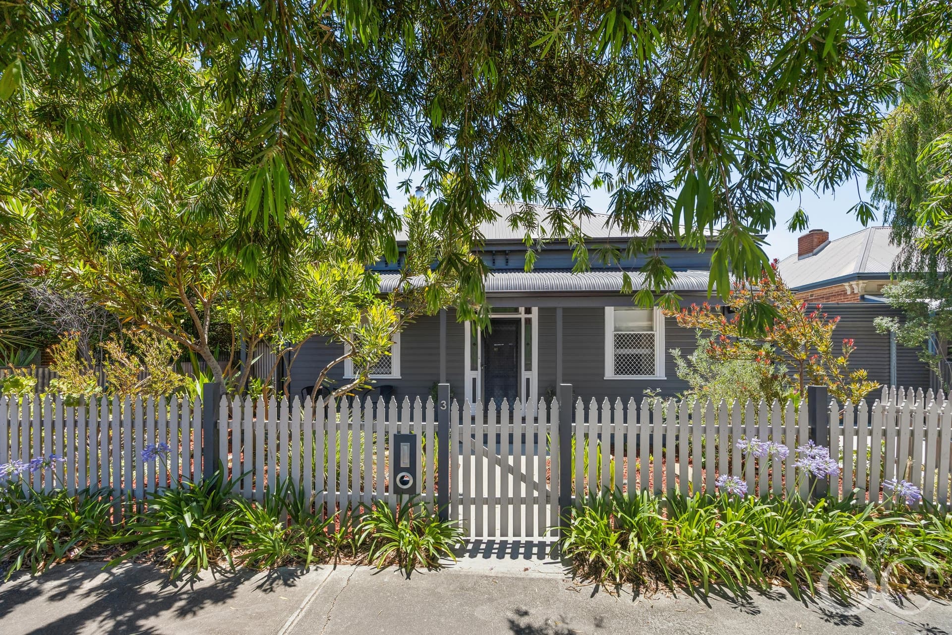 3 Neptune Terrace, Rosewater - Image 1