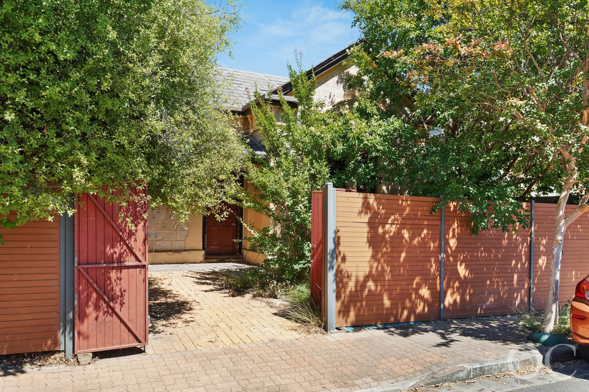 21 St John Street, Adelaide - Thumbnail 2