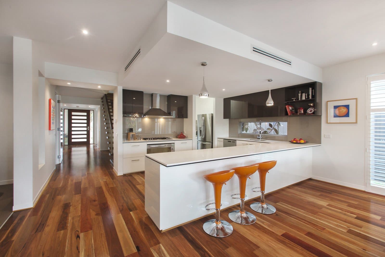 21 Teddington Road, Hampton - Thumbnail 2