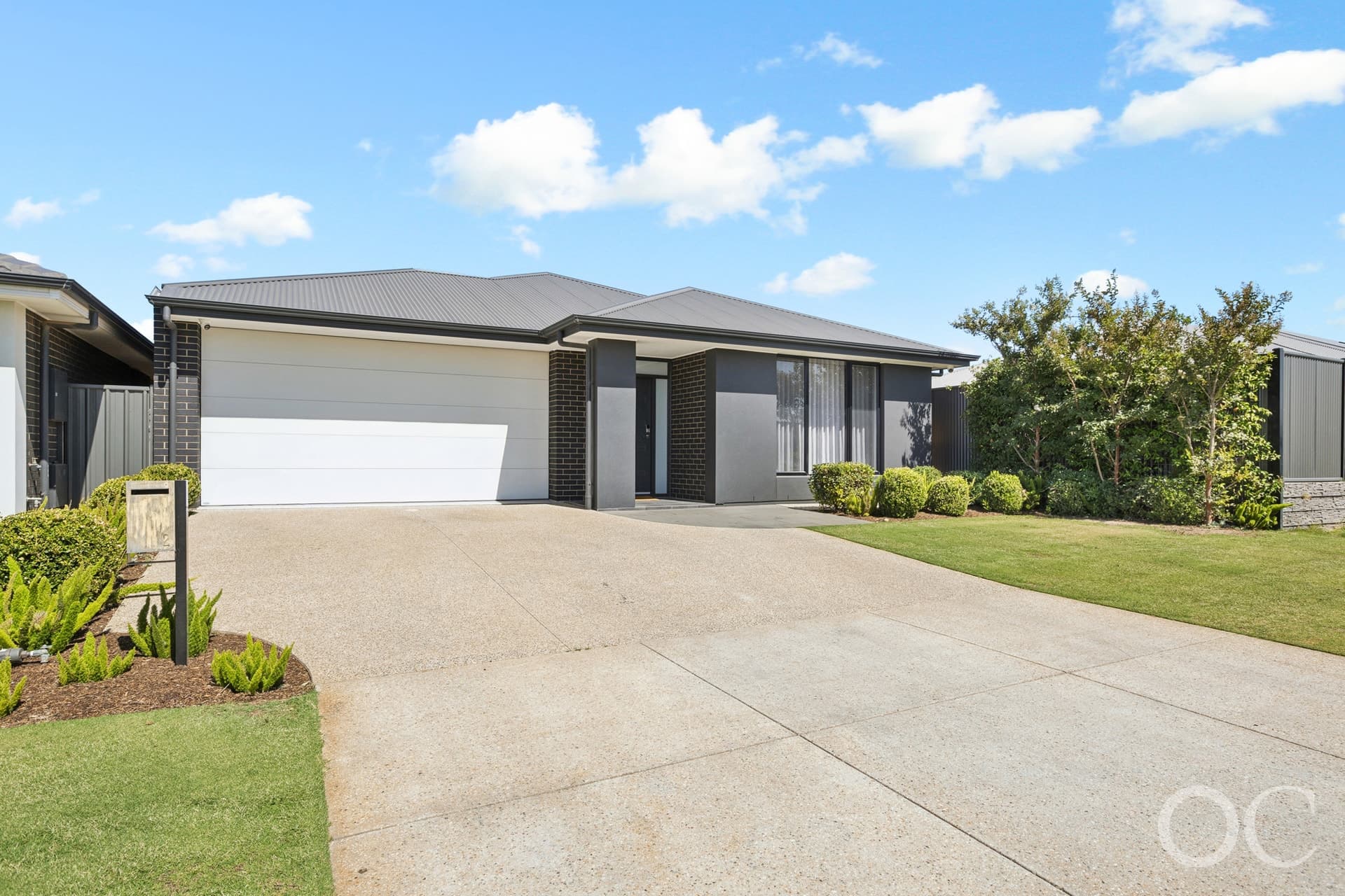 2 Royal Parade, Moana - Image 1