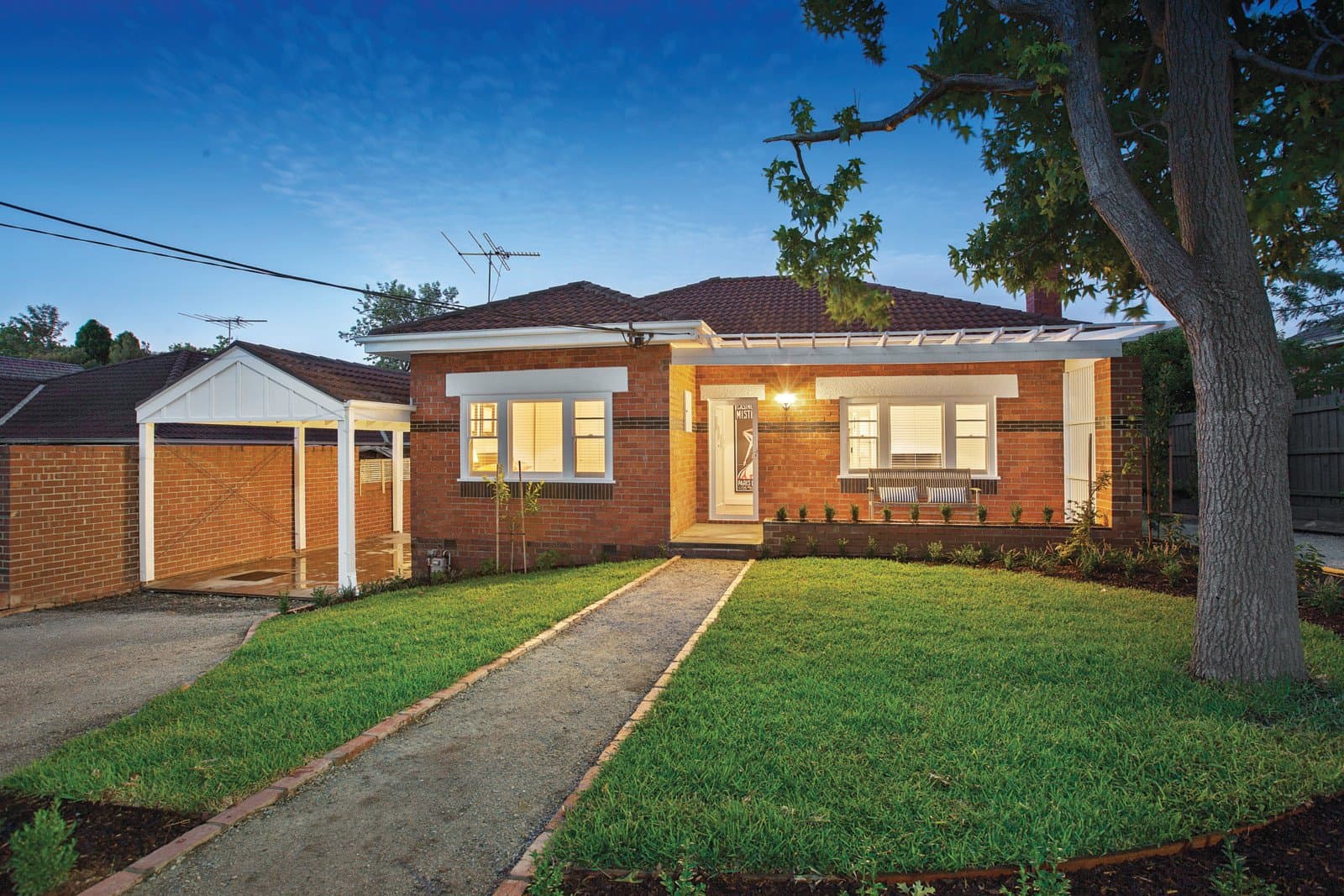 66 Park Road, Surrey Hills - Image 1